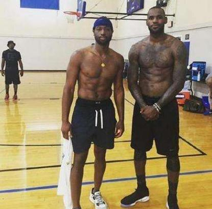 球迷与公众 球迷与公众